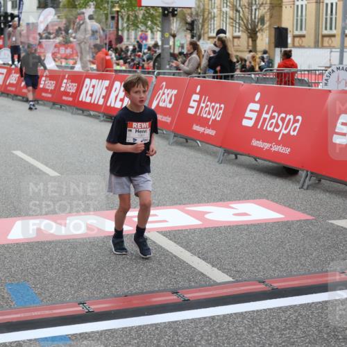 25.04.2026 - Das Zehntel Strokosch-Dieckow http://msf.ph/oto/9626337 25.04.2026 08:58:32 Ziel 1455, 1754, 1961, 2288, 2289, 2423, 2428, 2566, 2853, 3160, 3846, 4029 meine-sportfotos.de
