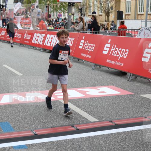 25.04.2026 - Das Zehntel Strokosch-Dieckow http://msf.ph/oto/9626354 25.04.2026 08:58:32 Ziel 1455, 1754, 1961, 2288, 2289, 2423, 2428, 2566, 2853, 3160, 3846, 4029 meine-sportfotos.de