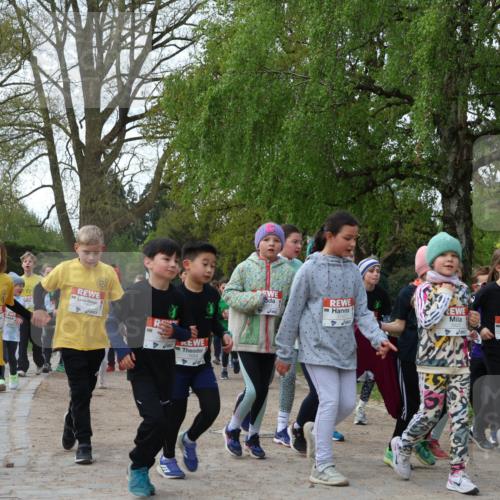 25.04.2026 - Das Zehntel Zöllner http://msf.ph/oto/9626372 25.04.2026 07:45:43 Laufen 1694 meine-sportfotos.de