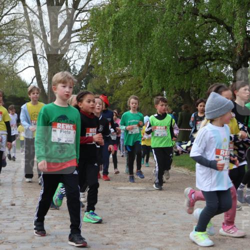25.04.2026 - Das Zehntel Zöllner http://msf.ph/oto/9626425 25.04.2026 07:45:48 Laufen 2610, 3747, 19 meine-sportfotos.de