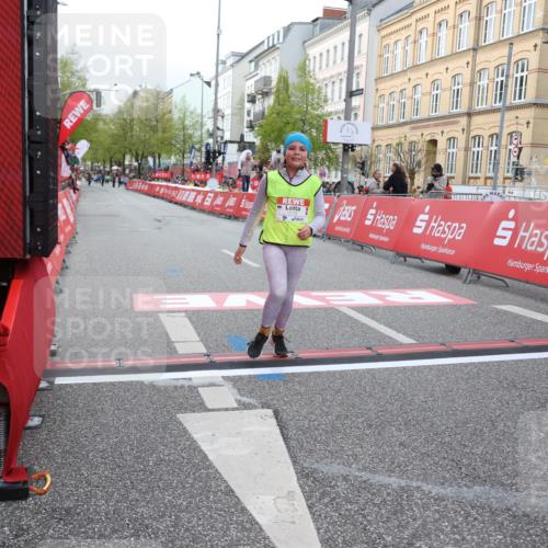 25.04.2026 - Das Zehntel Strokosch-Dieckow http://msf.ph/oto/9626427 25.04.2026 08:58:38 Ziel 1578, 1819, 1953, 1961, 1990, 2280, 2566, 2809, 3001, 3034, 3179, 3224, 3342, 3344, 3466 meine-sportfotos.de