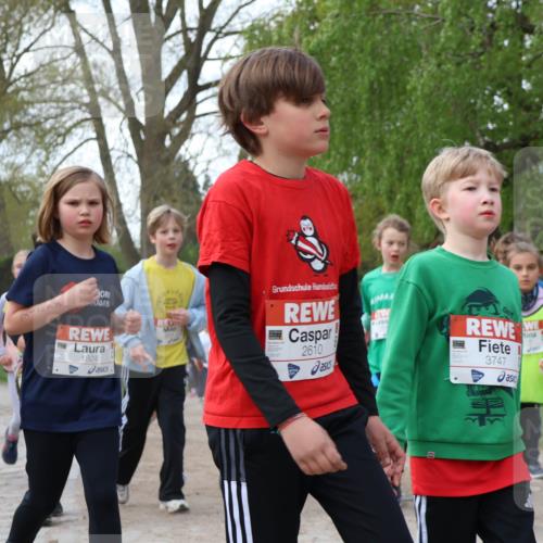 25.04.2026 - Das Zehntel Zöllner http://msf.ph/oto/9626450 25.04.2026 07:45:49 Laufen 015371267608, 1824, 2610, 3747, 3913 meine-sportfotos.de