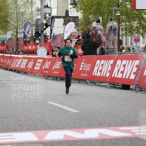 25.04.2026 - Das Zehntel Strokosch-Dieckow http://msf.ph/oto/9626475 25.04.2026 09:00:18 Ziel 1039, 1066, 1074, 1091, 1093, 1334, 1505, 1510, 1513, 1586, 1596, 1802, 2048, 2132, 2136, 2622, 2635, 2717, 2732, 2844, 3098, 3115, 3191, 3207, 3351, 3476, 3523, 3839, 3841, 3927, 3948 meine-sportfotos.de