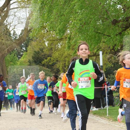 25.04.2026 - Das Zehntel Zöllner http://msf.ph/oto/9626493 25.04.2026 11:40:57 Laufen 11017, 12400 meine-sportfotos.de