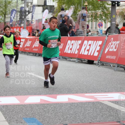 25.04.2026 - Das Zehntel Strokosch-Dieckow http://msf.ph/oto/9626495 25.04.2026 09:00:23 Ziel 1039, 1051, 1067, 1083, 1278, 1283, 1291, 1332, 1334, 1382, 1586, 1596, 1612, 2383, 2437, 2635, 2982, 3092, 3098, 3191, 3207, 3343, 3391, 3476, 3571, 3927, 3937 meine-sportfotos.de