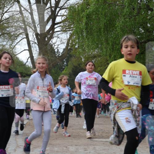 25.04.2026 - Das Zehntel Zöllner http://msf.ph/oto/9626506 25.04.2026 07:45:51 Laufen 2807 meine-sportfotos.de