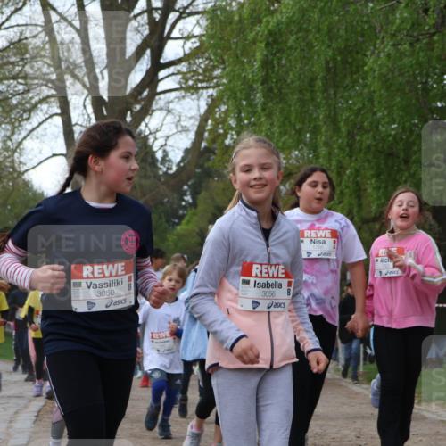 25.04.2026 - Das Zehntel Zöllner http://msf.ph/oto/9626539 25.04.2026 07:45:52 Laufen 3513, 3050, 3056, 1785 meine-sportfotos.de