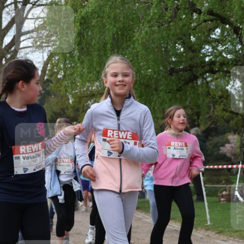 25.04.2026 - Das Zehntel Zöllner http://msf.ph/oto/9626557 25.04.2026 07:45:52 Laufen 3050, 3542, 1793 meine-sportfotos.de