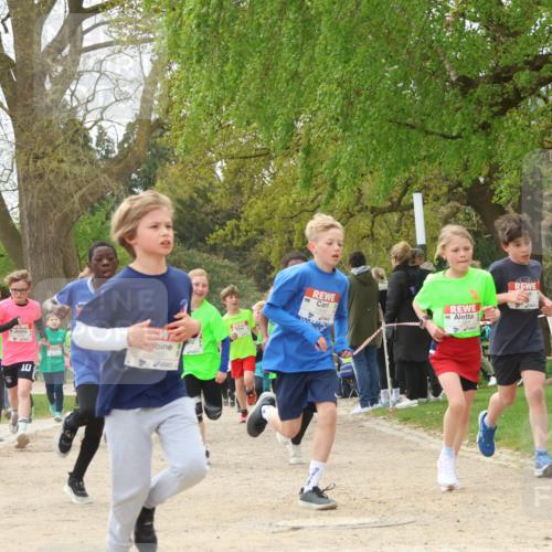 25.04.2026 - Das Zehntel Zöllner http://msf.ph/oto/9626559 25.04.2026 11:40:59 Laufen 0185, 10 meine-sportfotos.de