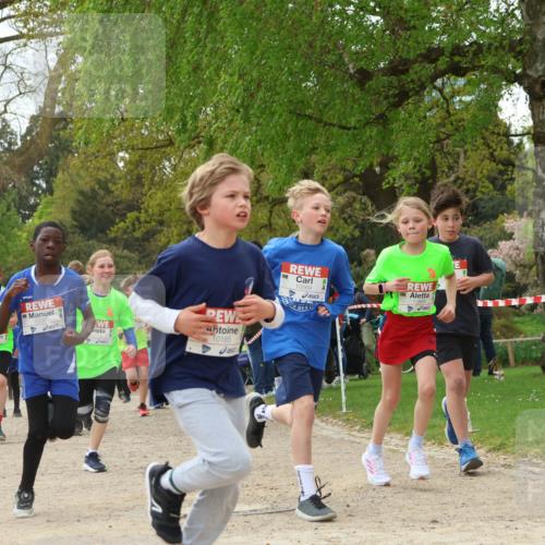 25.04.2026 - Das Zehntel Zöllner http://msf.ph/oto/9626568 25.04.2026 11:40:59 Laufen 10185, 10569, 12668, 10 meine-sportfotos.de