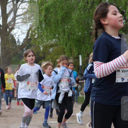 25.04.2026 - Das Zehntel Zöllner http://msf.ph/oto/9626580 25.04.2026 07:45:53 Laufen 3513, 3050 meine-sportfotos.de