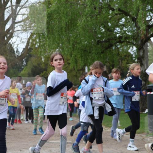 25.04.2026 - Das Zehntel Zöllner http://msf.ph/oto/9626600 25.04.2026 07:45:53 Laufen 3513, 3542, 1785 meine-sportfotos.de