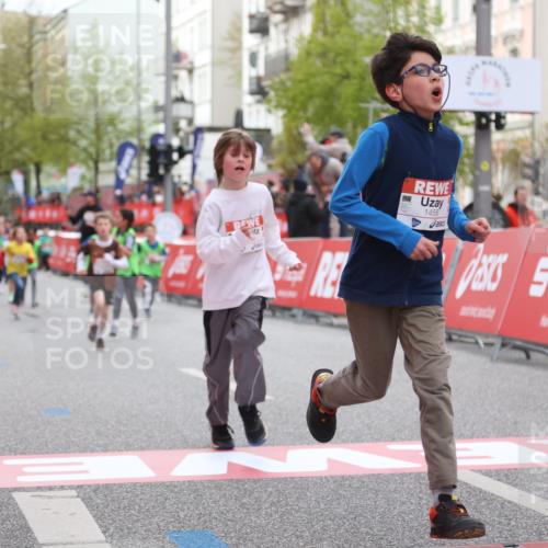25.04.2026 - Das Zehntel Strokosch-Dieckow http://msf.ph/oto/9626613 25.04.2026 09:00:29 Ziel 1051, 1067, 1083, 1291, 1401, 1458, 1463, 1595, 2059, 2383, 2585, 2592, 3343, 3989 meine-sportfotos.de