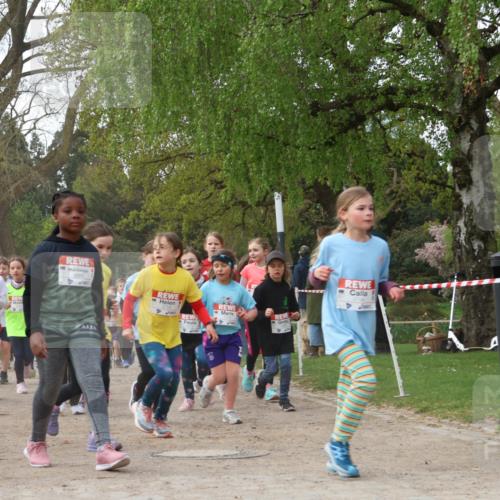 25.04.2026 - Das Zehntel Zöllner http://msf.ph/oto/9626639 25.04.2026 07:45:55 Laufen 2 meine-sportfotos.de