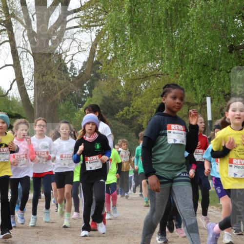 25.04.2026 - Das Zehntel Zöllner http://msf.ph/oto/9626666 25.04.2026 07:45:56 Laufen 2719, 1553, 2721 meine-sportfotos.de