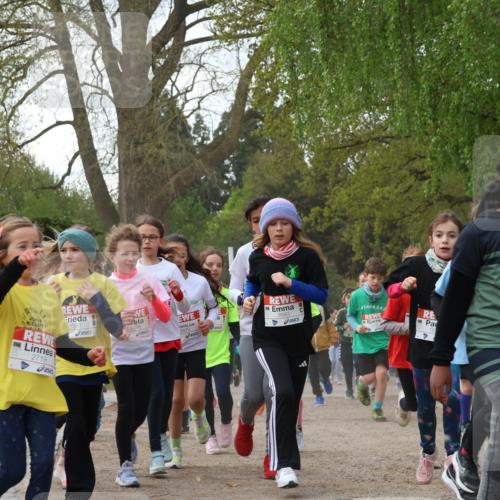 25.04.2026 - Das Zehntel Zöllner http://msf.ph/oto/9626680 25.04.2026 07:45:56 Laufen 1680, 997, 1559, 2719, 1553, 2628, 1175 meine-sportfotos.de