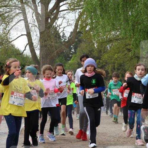 25.04.2026 - Das Zehntel Zöllner http://msf.ph/oto/9626684 25.04.2026 07:45:56 Laufen 024, 1559, 2719, 3489, 350, 1675, 2626 meine-sportfotos.de