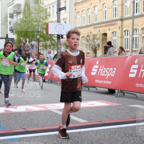 25.04.2026 - Das Zehntel Strokosch-Dieckow http://msf.ph/oto/9626701 25.04.2026 09:00:33 Ziel 1100, 1344, 1364, 1385, 1401, 1458, 1463, 1464, 1595, 1664, 2059, 2376, 2585, 2592, 2709, 3124, 3125, 3272, 3282, 3857, 3989 meine-sportfotos.de