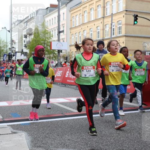 25.04.2026 - Das Zehntel Strokosch-Dieckow http://msf.ph/oto/9626758 25.04.2026 09:00:36 Ziel 1100, 1344, 1364, 1385, 1395, 1401, 1464, 1664, 2200, 2376, 2709, 2719, 3124, 3125, 3272, 3282, 3470, 3493, 3857 meine-sportfotos.de