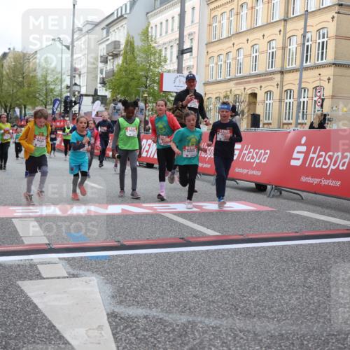 25.04.2026 - Das Zehntel Strokosch-Dieckow http://msf.ph/oto/9626787 25.04.2026 09:00:38 Ziel 1100, 1344, 1364, 1385, 1395, 1464, 1664, 2015, 2200, 2376, 2709, 2719, 3124, 3125, 3272, 3282, 3470, 3493, 3857, 3899, 3945 meine-sportfotos.de