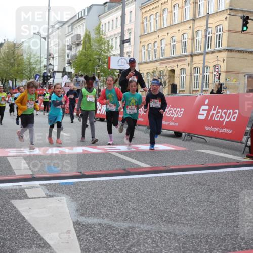 25.04.2026 - Das Zehntel Strokosch-Dieckow http://msf.ph/oto/9626805 25.04.2026 09:00:38 Ziel 1100, 1344, 1364, 1385, 1395, 1464, 1664, 2015, 2200, 2376, 2709, 2719, 3124, 3125, 3272, 3282, 3470, 3493, 3857, 3899, 3945 meine-sportfotos.de