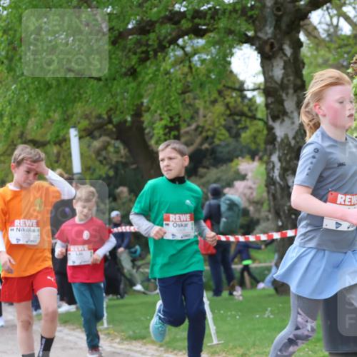 25.04.2026 - Das Zehntel Zöllner http://msf.ph/oto/9626807 25.04.2026 11:41:04 Laufen 0648 meine-sportfotos.de