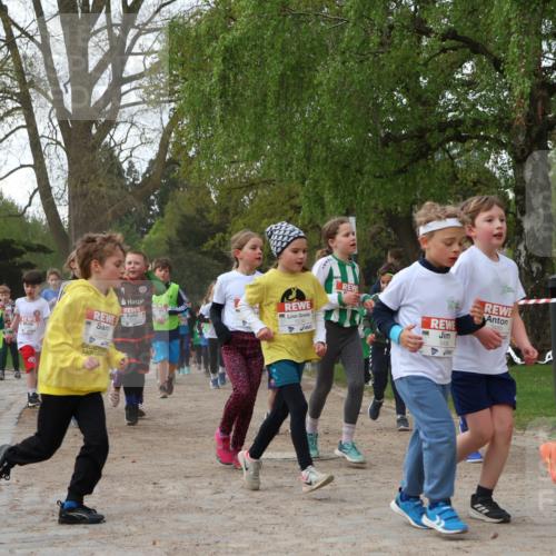 25.04.2026 - Das Zehntel Zöllner http://msf.ph/oto/9626854 25.04.2026 07:46:00 Laufen 5, 152, 3480 meine-sportfotos.de