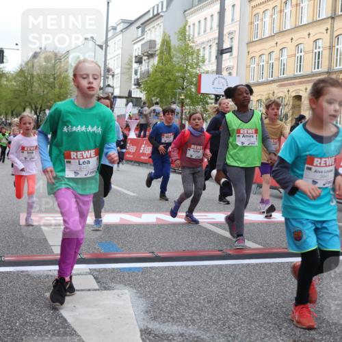 25.04.2026 - Das Zehntel Strokosch-Dieckow http://msf.ph/oto/9626867 25.04.2026 09:00:41 Ziel 1157, 1344, 1385, 1395, 1720, 1779, 2015, 2023, 2200, 2460, 2709, 2719, 3272, 3282, 3377, 3387, 3414, 3470, 3493, 3723, 3827, 3857, 3899, 3945, 4005 meine-sportfotos.de