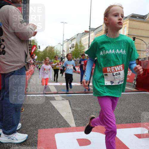 25.04.2026 - Das Zehntel Strokosch-Dieckow http://msf.ph/oto/9626901 25.04.2026 09:00:41 Ziel 1157, 1344, 1385, 1395, 1720, 1779, 2015, 2023, 2200, 2460, 2709, 2719, 3272, 3282, 3377, 3387, 3414, 3470, 3493, 3723, 3827, 3857, 3899, 3945, 4005 meine-sportfotos.de