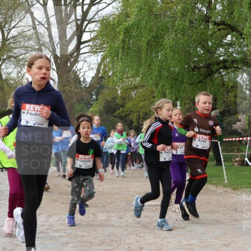 25.04.2026 - Das Zehntel Zöllner http://msf.ph/oto/9626945 25.04.2026 07:46:02 Laufen 2140, 1664, 3662 meine-sportfotos.de