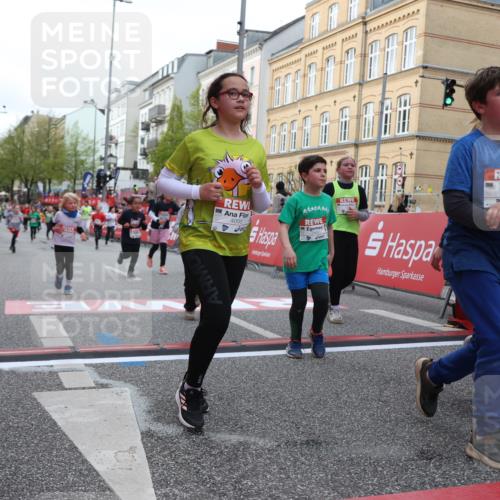 25.04.2026 - Das Zehntel Strokosch-Dieckow http://msf.ph/oto/9626956 25.04.2026 09:00:44 Ziel 1143, 1157, 1720, 1779, 1971, 2015, 2023, 2192, 2425, 2458, 2460, 3079, 3377, 3387, 3414, 3436, 3723, 3827, 3899, 3945, 4005 meine-sportfotos.de