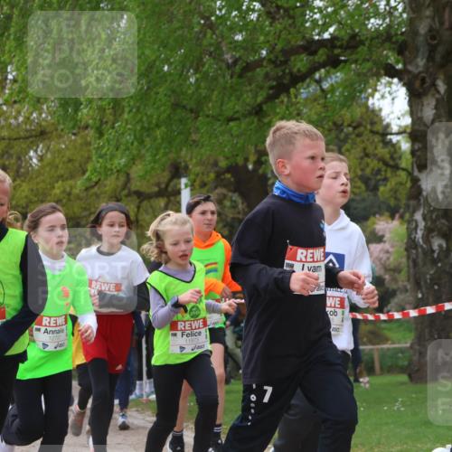 25.04.2026 - Das Zehntel Zöllner http://msf.ph/oto/9626962 25.04.2026 11:41:08 Laufen 1949, 12008, 12757, 1949, 11973, 7, 6 meine-sportfotos.de