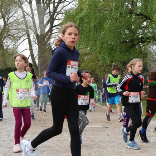 25.04.2026 - Das Zehntel Zöllner http://msf.ph/oto/9626966 25.04.2026 07:46:03 Laufen 3165, 2140, 1664 meine-sportfotos.de