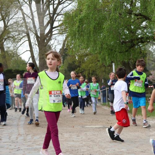 25.04.2026 - Das Zehntel Zöllner http://msf.ph/oto/9627004 25.04.2026 07:46:03 Laufen 3165, 1664 meine-sportfotos.de