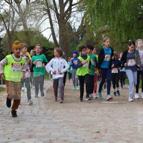 25.04.2026 - Das Zehntel Zöllner http://msf.ph/oto/9627010 25.04.2026 07:46:09 Laufen 3157, 4 meine-sportfotos.de