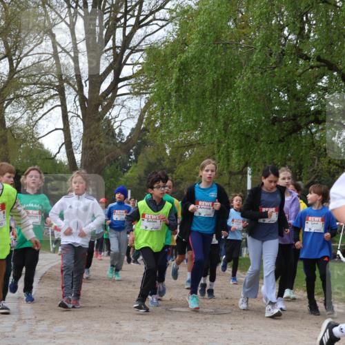 25.04.2026 - Das Zehntel Zöllner http://msf.ph/oto/9627013 25.04.2026 07:46:09 Laufen 3157, 3153 meine-sportfotos.de
