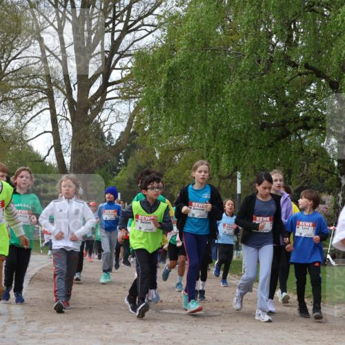 25.04.2026 - Das Zehntel Zöllner http://msf.ph/oto/9627019 25.04.2026 07:46:09 Laufen 3157 meine-sportfotos.de