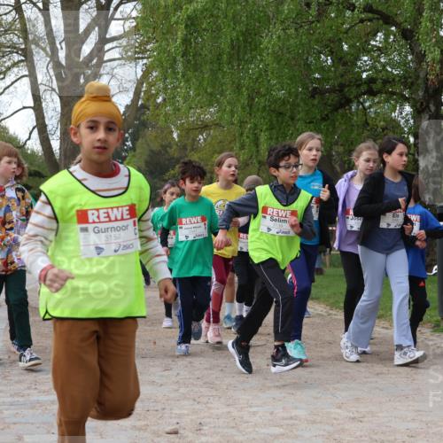 25.04.2026 - Das Zehntel Zöllner http://msf.ph/oto/9627052 25.04.2026 07:46:10 Laufen 3157, 3139 meine-sportfotos.de