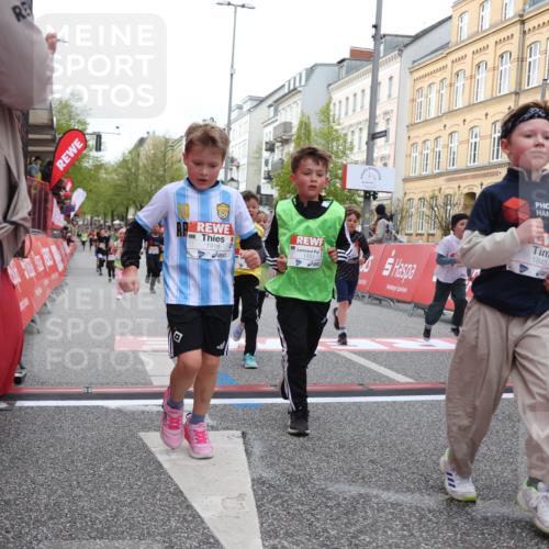 25.04.2026 - Das Zehntel Strokosch-Dieckow http://msf.ph/oto/9627072 25.04.2026 09:00:49 Ziel 1119, 1143, 1355, 1704, 1843, 1918, 1971, 2023, 2192, 2226, 2379, 2425, 2458, 2460, 2694, 2698, 2840, 3079, 3085, 3296, 3436, 3744, 3766, 4005 meine-sportfotos.de
