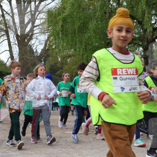 25.04.2026 - Das Zehntel Zöllner http://msf.ph/oto/9627078 25.04.2026 07:46:10 Laufen 3157, 3139 meine-sportfotos.de
