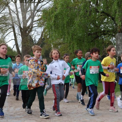 25.04.2026 - Das Zehntel Zöllner http://msf.ph/oto/9627110 25.04.2026 07:46:11 Laufen 444444, 2347 meine-sportfotos.de