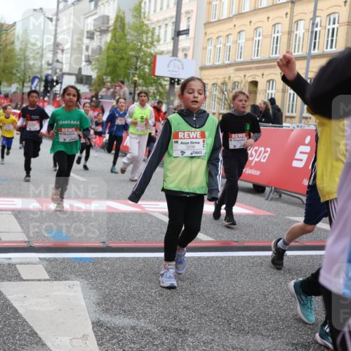 25.04.2026 - Das Zehntel Strokosch-Dieckow http://msf.ph/oto/9627129 25.04.2026 09:00:51 Ziel 1119, 1146, 1355, 1704, 1843, 1865, 1918, 1971, 2226, 2379, 2425, 2694, 2698, 2840, 3027, 3079, 3085, 3291, 3296, 3436, 3744, 3766, 3832, 3833 meine-sportfotos.de
