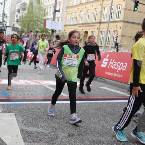 25.04.2026 - Das Zehntel Strokosch-Dieckow http://msf.ph/oto/9627142 25.04.2026 09:00:51 Ziel 1119, 1146, 1355, 1704, 1843, 1865, 1918, 1971, 2226, 2379, 2425, 2694, 2698, 2840, 3027, 3079, 3085, 3291, 3296, 3436, 3744, 3766, 3832, 3833 meine-sportfotos.de