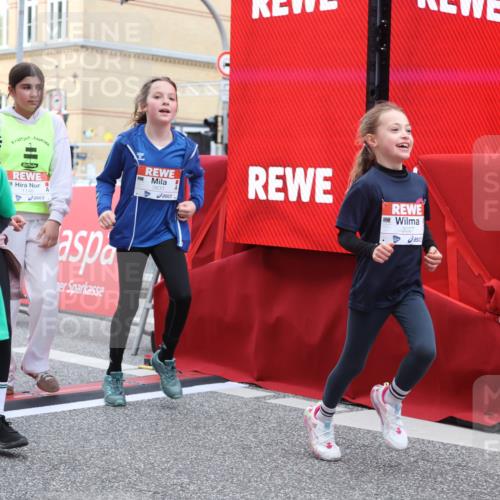 25.04.2026 - Das Zehntel Strokosch-Dieckow http://msf.ph/oto/9627170 25.04.2026 09:00:53 Ziel 1119, 1146, 1355, 1704, 1843, 1865, 1918, 1936, 2188, 2226, 2379, 2694, 2698, 2840, 3016, 3026, 3027, 3085, 3290, 3291, 3296, 3744, 3766, 3832, 3833 meine-sportfotos.de