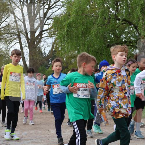 25.04.2026 - Das Zehntel Zöllner http://msf.ph/oto/9627197 25.04.2026 07:46:13 Laufen 3347, 3366, 3912, 2351, 2424, 420 meine-sportfotos.de