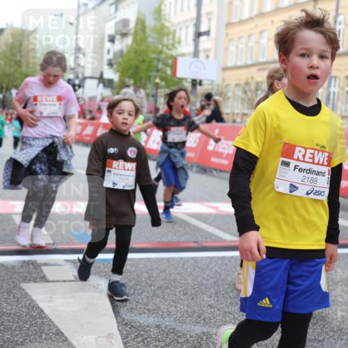 25.04.2026 - Das Zehntel Strokosch-Dieckow http://msf.ph/oto/9627218 25.04.2026 09:00:56 Ziel 1146, 1411, 1537, 1682, 1704, 1865, 1920, 1936, 2188, 2226, 2379, 3016, 3026, 3027, 3290, 3291, 3296, 3417, 3744, 3832, 3833, 3962 meine-sportfotos.de