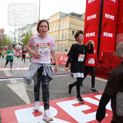 25.04.2026 - Das Zehntel Strokosch-Dieckow http://msf.ph/oto/9627233 25.04.2026 09:00:59 Ziel 1146, 1411, 1537, 1677, 1682, 1865, 1920, 1936, 2188, 2412, 2421, 2508, 2514, 3016, 3026, 3099, 3290, 3291, 3417, 3832, 3833, 3962 meine-sportfotos.de
