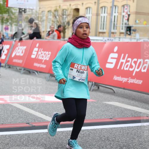 25.04.2026 - Das Zehntel Strokosch-Dieckow http://msf.ph/oto/9627270 25.04.2026 09:01:02 Ziel 1372, 1411, 1416, 1525, 1537, 1677, 1682, 1920, 2412, 2421, 2424, 2508, 2514, 3099, 3205, 3417, 3962 meine-sportfotos.de