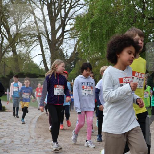 25.04.2026 - Das Zehntel Zöllner http://msf.ph/oto/9627274 25.04.2026 07:46:14 Laufen 3366 meine-sportfotos.de