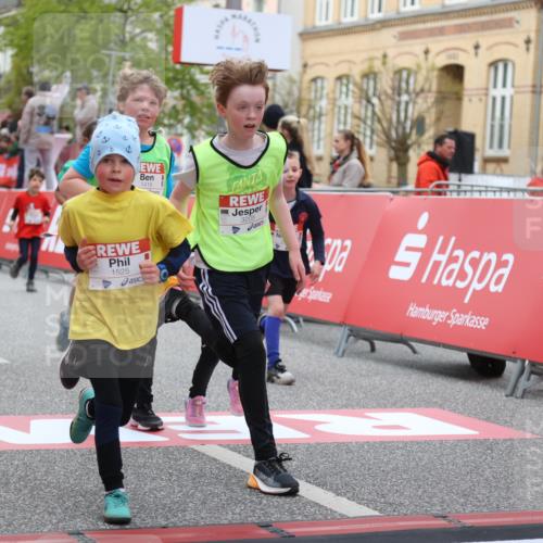 25.04.2026 - Das Zehntel Strokosch-Dieckow http://msf.ph/oto/9627276 25.04.2026 09:01:03 Ziel 1372, 1411, 1416, 1525, 1677, 1682, 1920, 2412, 2421, 2424, 2508, 2514, 2851, 3099, 3205, 3962 meine-sportfotos.de